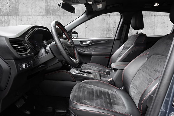 Ford Kuga 10 of 24