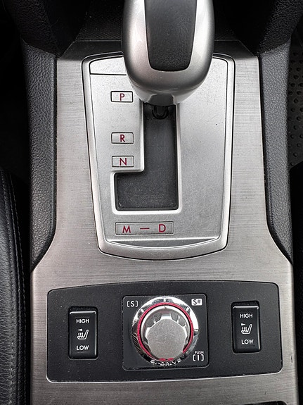 Subaru Legacy 8 of 9
