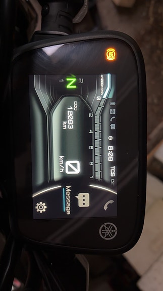 Yamaha MT-125 6 of 9