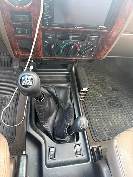 Toyota Land Cruiser 3 of 3