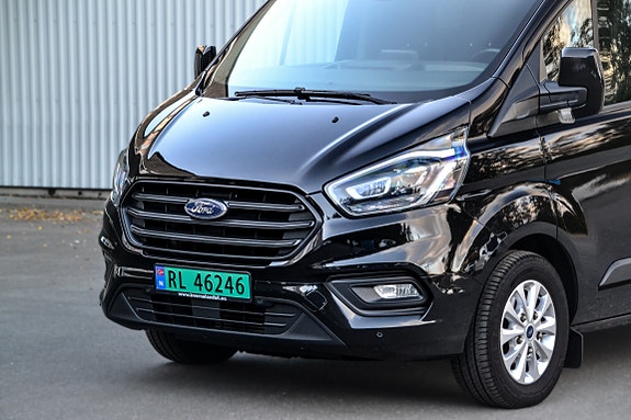 Ford Transit Custom 320L 3 of 15