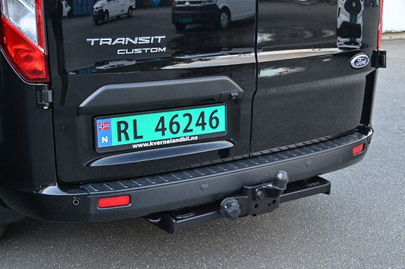 Ford Transit Custom 320L 7 of 15