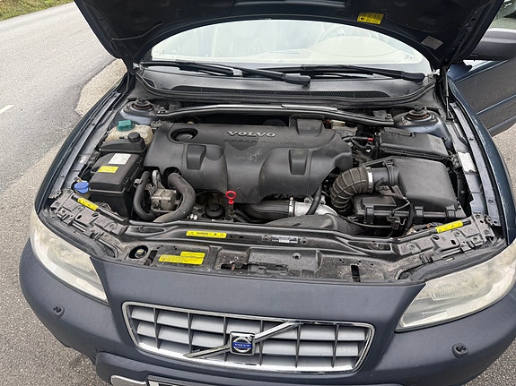 Volvo XC70 7 of 7