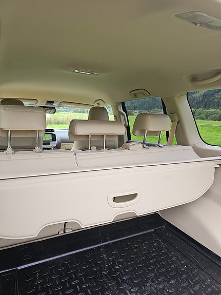 Toyota Land Cruiser 19 of 27