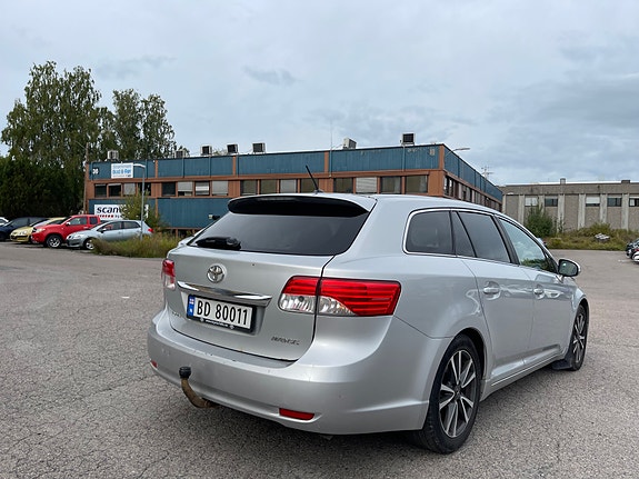 Toyota Avensis 5 of 25