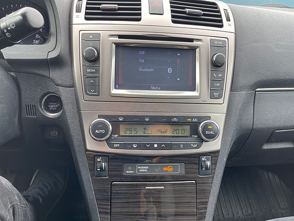 Toyota Avensis 17 of 25