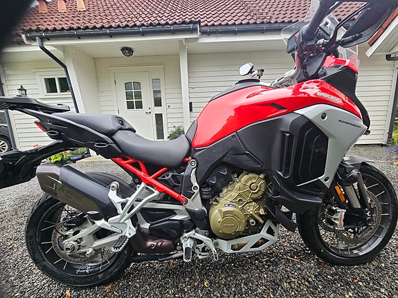 Ducati Multistrada V4S 6 of 14