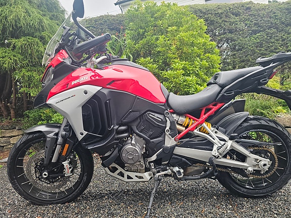 Ducati Multistrada V4S 14 of 14