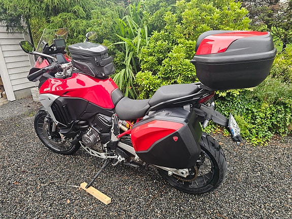 Ducati Multistrada V4S 4 of 14