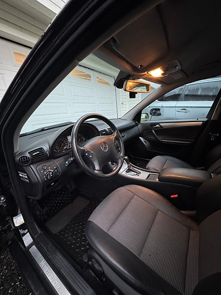 Mercedes-Benz C200 d 15 of 19