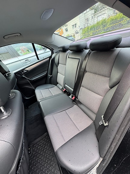 Mercedes-Benz C200 d 17 of 19