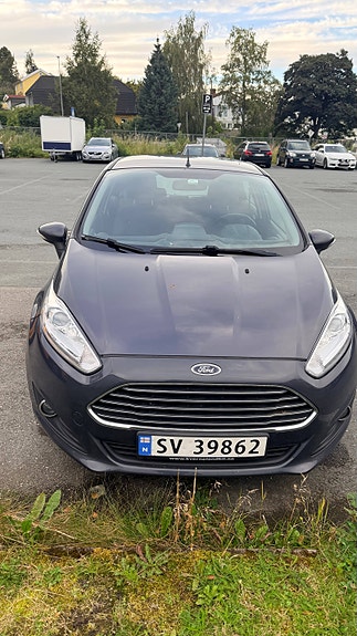Ford Fiesta 4 of 8