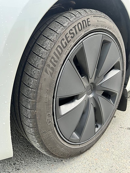 Tesla Model 3 7 of 13