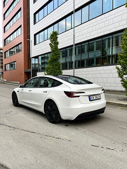 Tesla Model 3 5 of 13