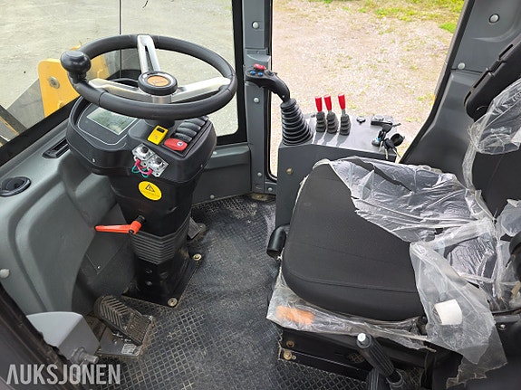Powertrack L45 16 of 30