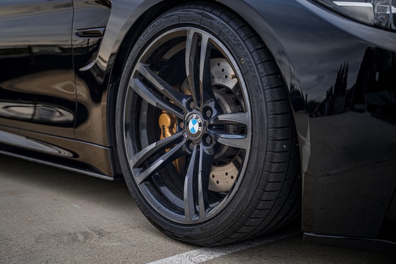BMW M4 24 of 30