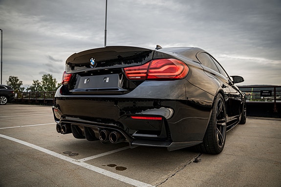 BMW M4 9 of 30