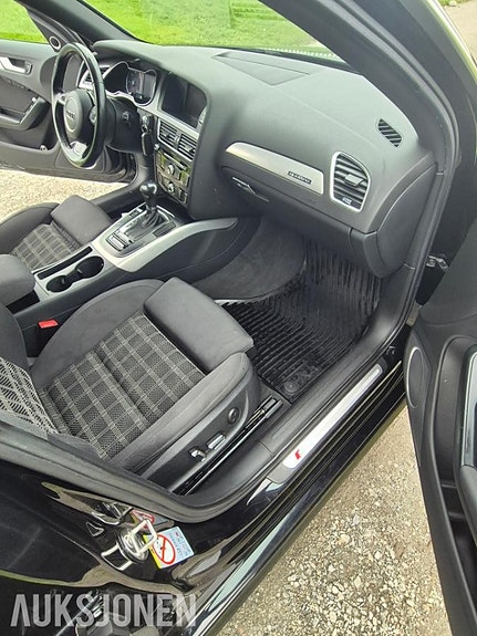 Audi A4 9 of 13