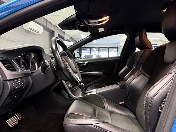 Volvo S60 23 of 30