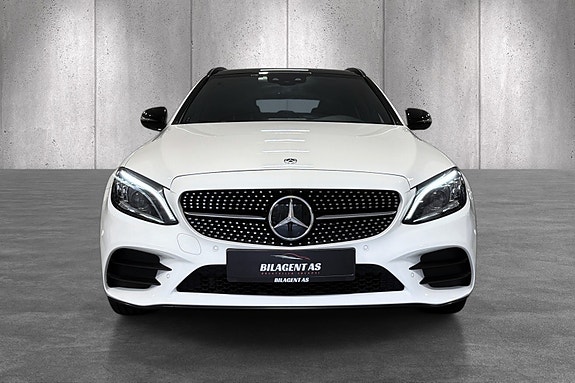 Mercedes-Benz C220 d 2 of 30