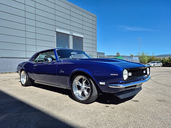 Chevrolet Camaro 11 of 30