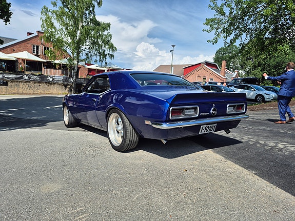 Chevrolet Camaro 3 of 30