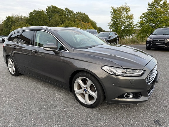 Ford Mondeo 5 of 27