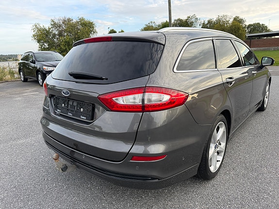Ford Mondeo 7 of 27