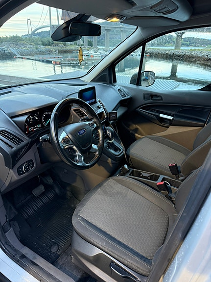 Ford Transit Connect 10 of 10