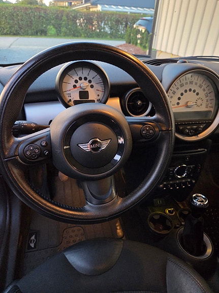 MINI Clubman One 9 of 9