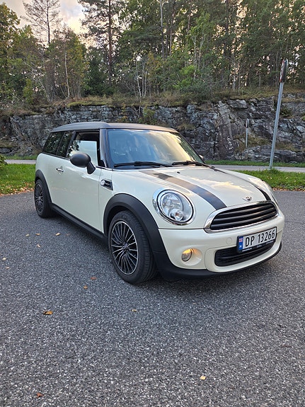 MINI Clubman One 7 of 9