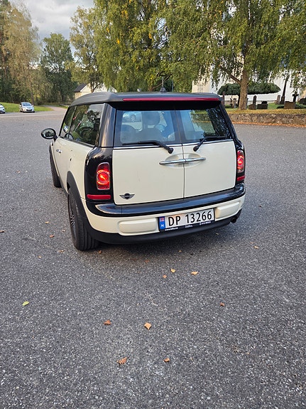 MINI Clubman One 4 of 9