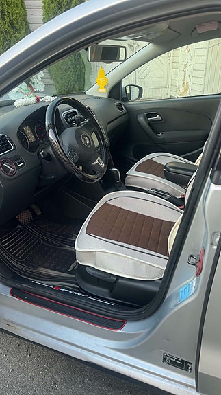 Volkswagen Polo 3 of 7