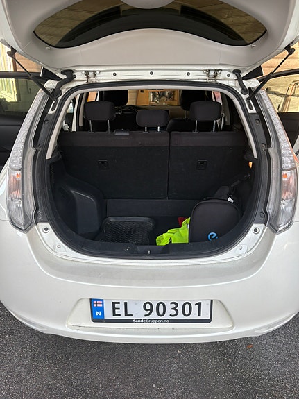 Nissan Leaf 5 of 25