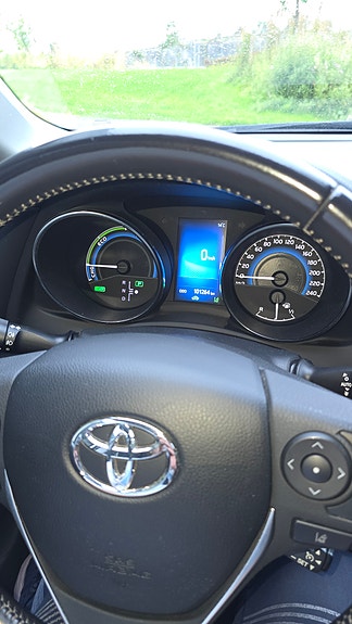 Toyota Auris 6 of 9