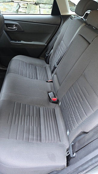 Toyota Auris 8 of 9