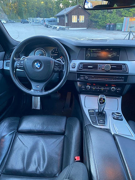 BMW 520d 12 of 15