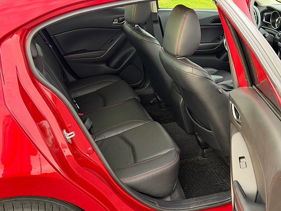 Mazda 3 16 of 28