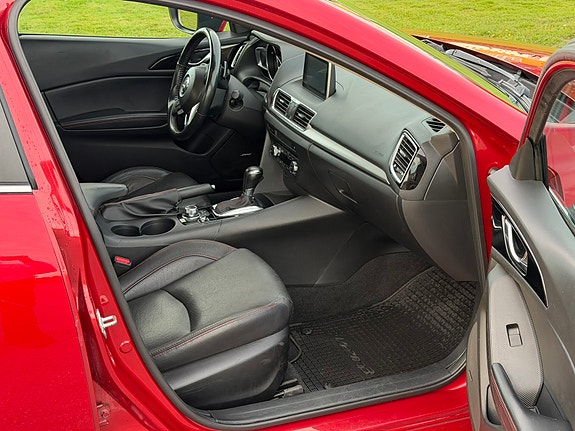 Mazda 3 15 of 28
