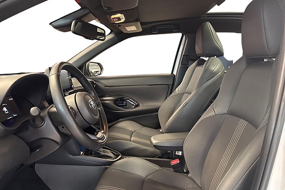 Toyota Yaris Cross 7 of 17