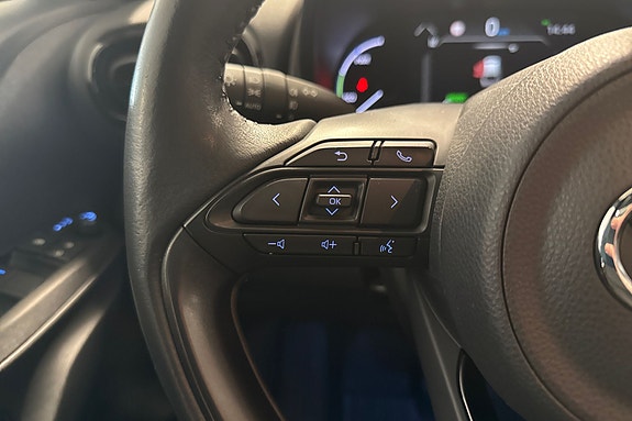 Toyota Yaris Cross 15 of 17