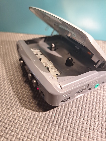 Product image 8 of 9