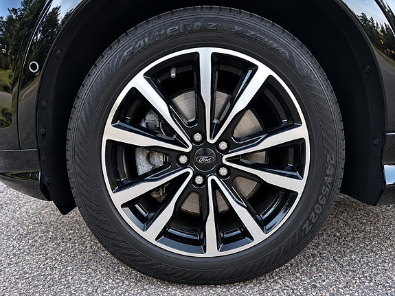 Ford Kuga 17 of 30