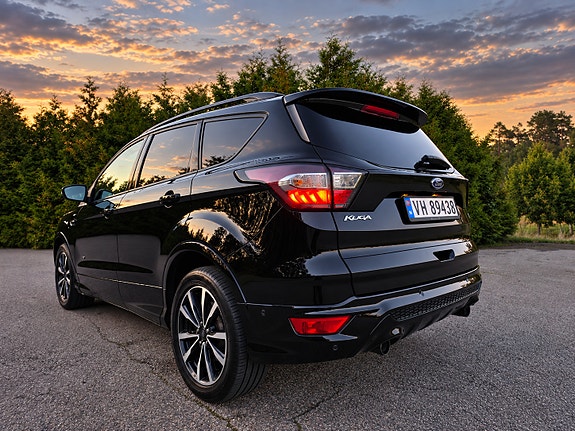 Ford Kuga 6 of 30