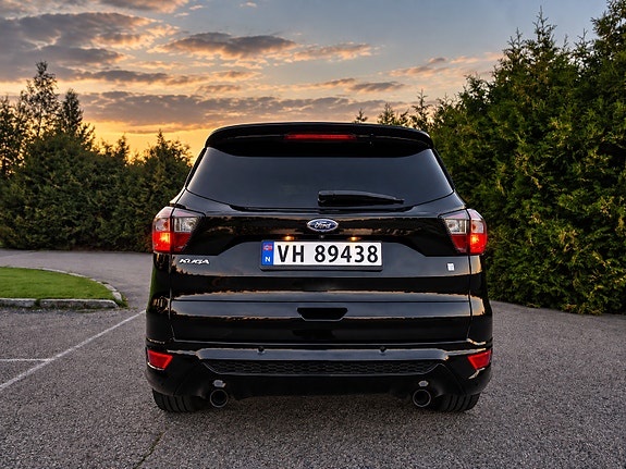 Ford Kuga 7 of 30