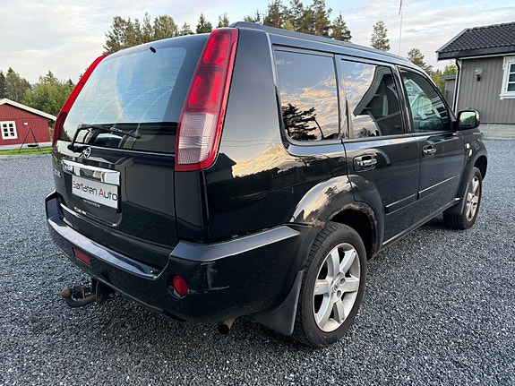 Nissan X-Trail 4 of 9