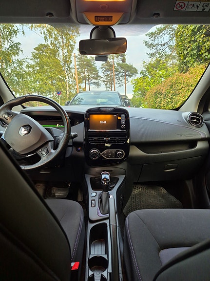 Renault Zoe 4 of 18