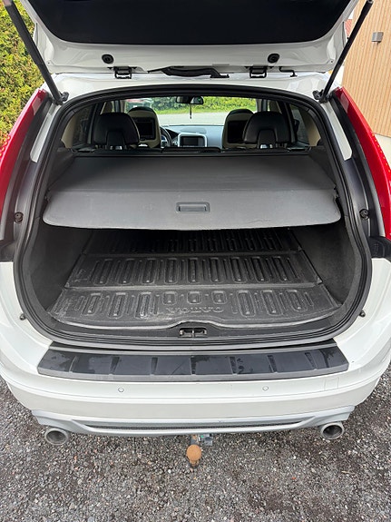 Volvo XC60 14 of 30