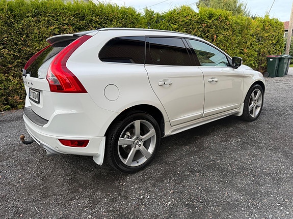Volvo XC60 6 of 30