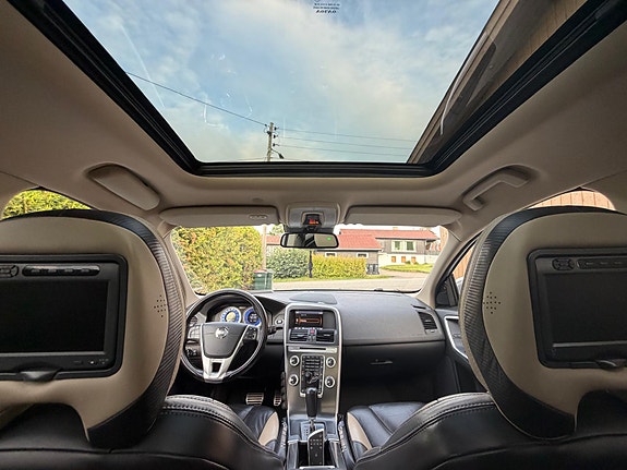 Volvo XC60 19 of 30